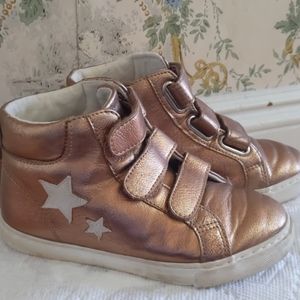 High top metallic sneakers in Bronze color